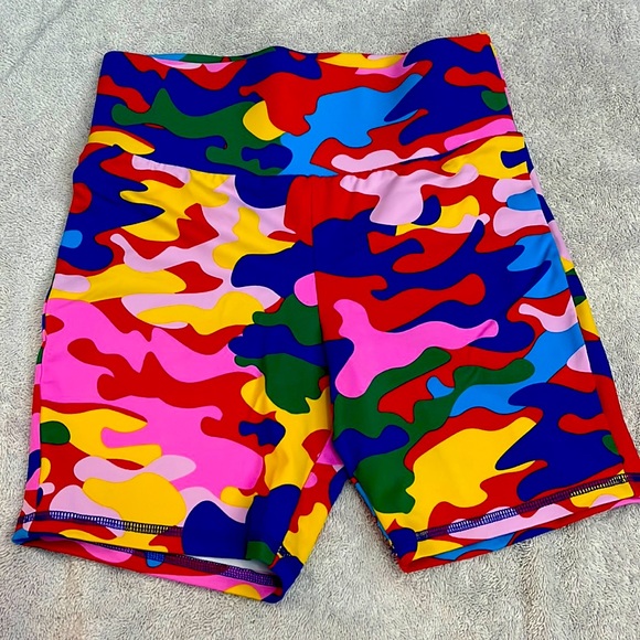 NWOT forever 21 high waisted biker shorts - Picture 1 of 3